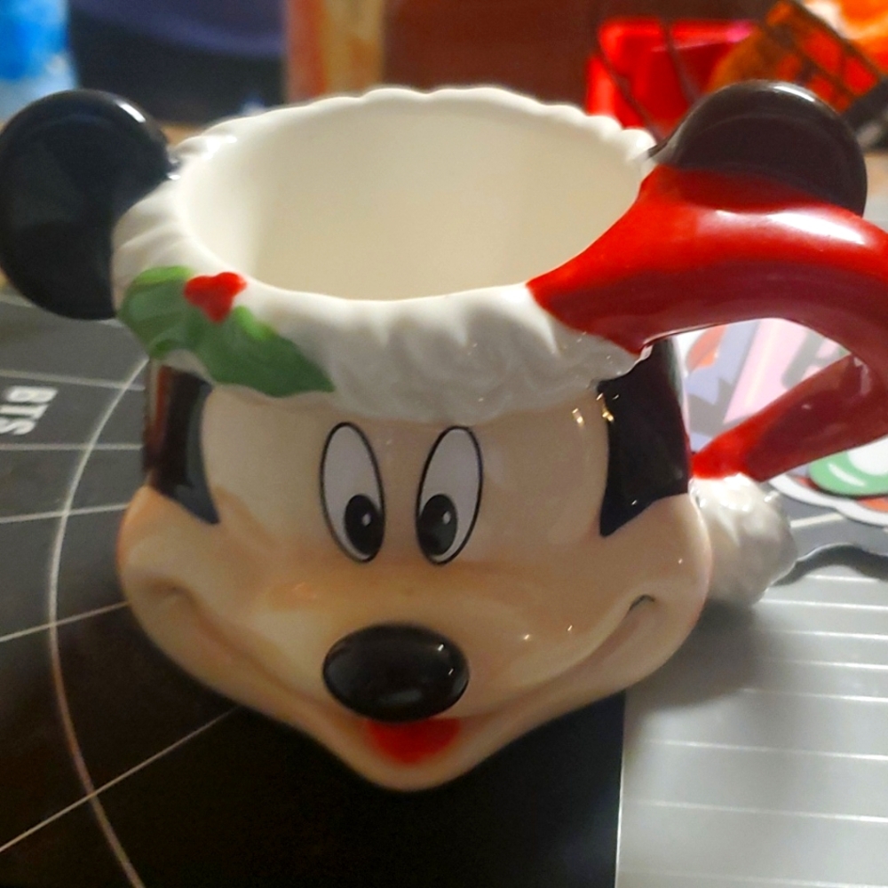 Mickey Mouse ceramic Christmas mug